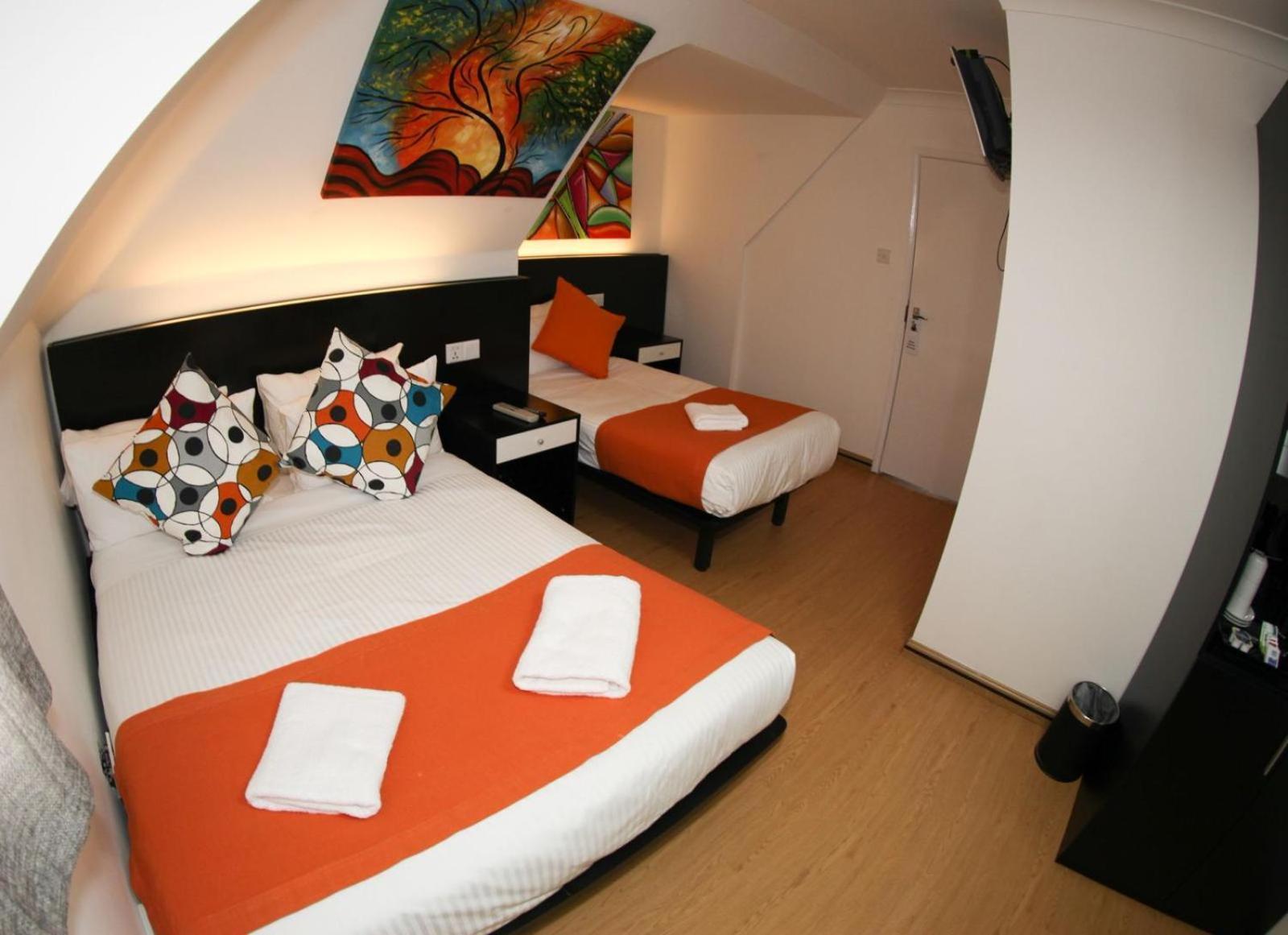 Heathrow Inn Hotel Хитроу Экстерьер фото