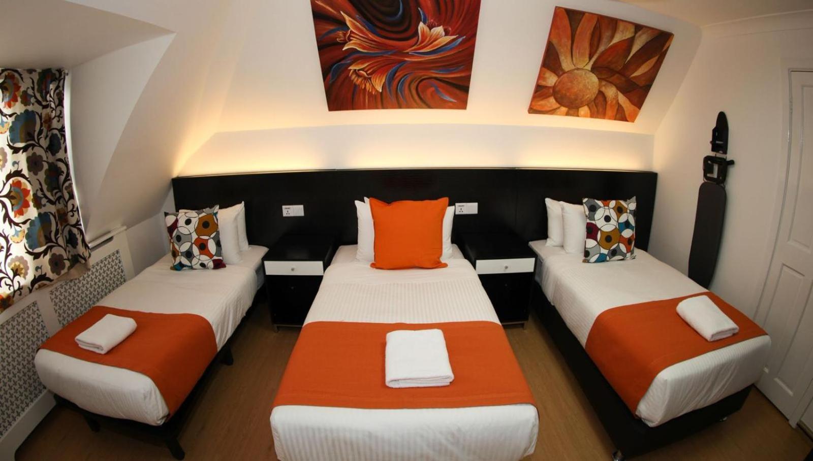 Heathrow Inn Hotel Хитроу Экстерьер фото