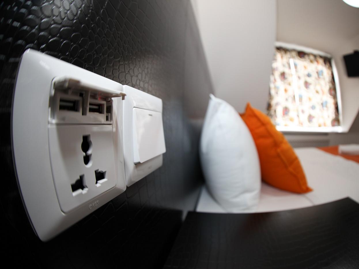 Heathrow Inn Hotel Хитроу Экстерьер фото